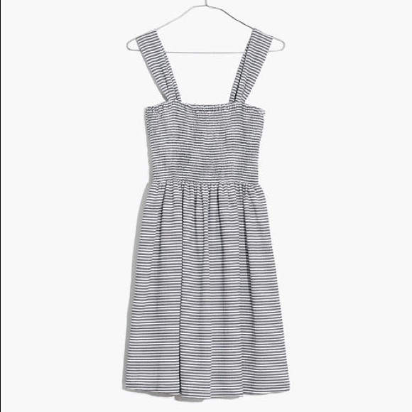MADEWELL Texture & Thread Stripe Smocked Dress In Deep Navy Crinkle Gingham - Picture 6 of 10